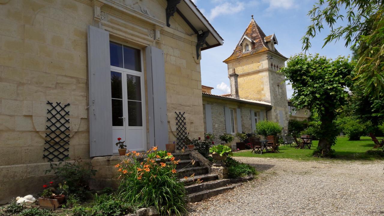 Bed and Breakfast Golf de TEYNAC Beychac-et-Caillau Exterior foto